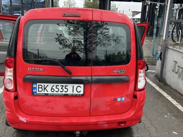 Червоний Дачія Logan, об'ємом двигуна 1.4 л та пробігом 270 тис. км за 4650 $, фото 1 на Automoto.ua