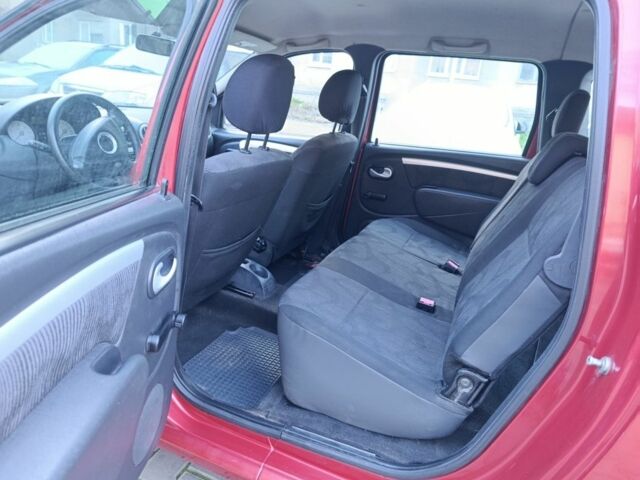 Красный Дачия Логан, объемом двигателя 1.6 л и пробегом 258 тыс. км за 3950 $, фото 16 на Automoto.ua