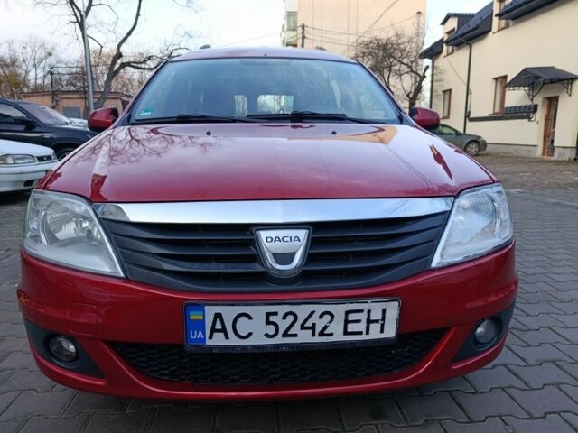 Красный Дачия Логан, объемом двигателя 1.6 л и пробегом 258 тыс. км за 3950 $, фото 10 на Automoto.ua