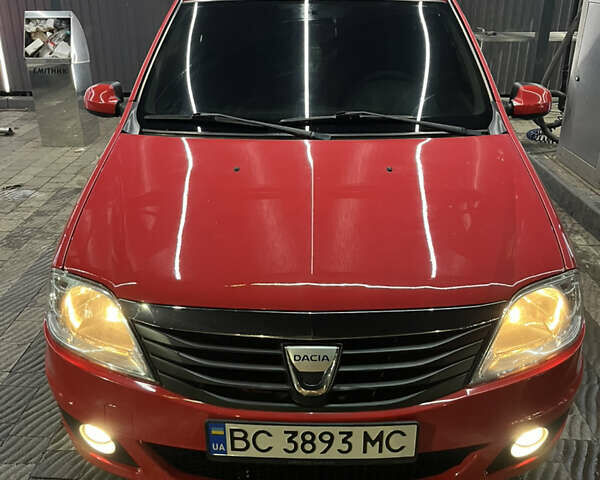 Красный Дачия Логан, объемом двигателя 1.6 л и пробегом 168 тыс. км за 5350 $, фото 7 на Automoto.ua