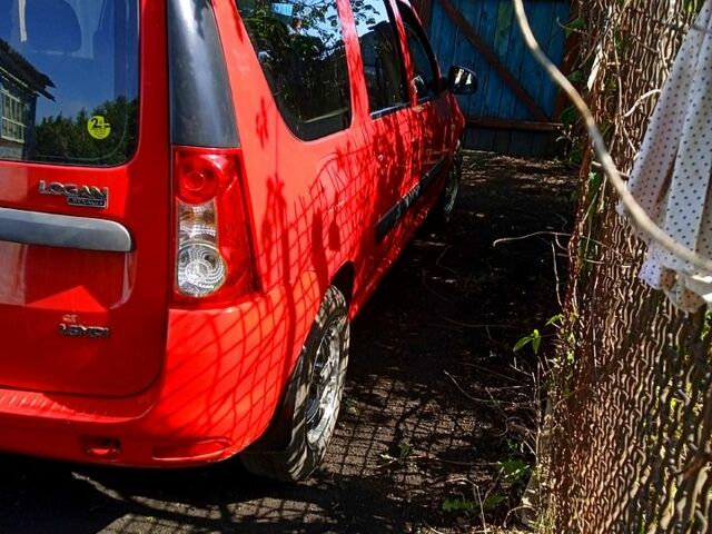 Красный Дачия Логан, объемом двигателя 1.6 л и пробегом 285 тыс. км за 5800 $, фото 3 на Automoto.ua