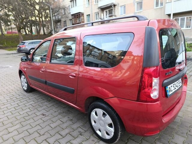 Красный Дачия Логан, объемом двигателя 1.6 л и пробегом 258 тыс. км за 3950 $, фото 6 на Automoto.ua