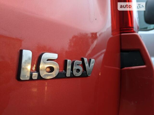 Красный Дачия Логан, объемом двигателя 1.6 л и пробегом 207 тыс. км за 5999 $, фото 29 на Automoto.ua