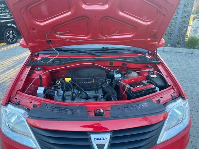 Красный Дачия Логан, объемом двигателя 0.14 л и пробегом 190 тыс. км за 4450 $, фото 12 на Automoto.ua