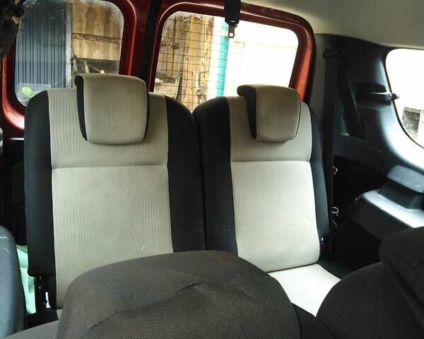 Красный Дачия Логан, объемом двигателя 1.5 л и пробегом 218 тыс. км за 4999 $, фото 29 на Automoto.ua