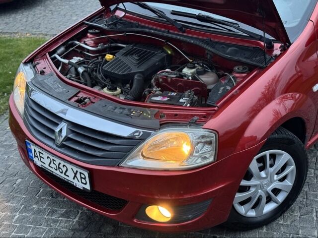 Червоний Дачія Logan, об'ємом двигуна 1.6 л та пробігом 218 тис. км за 6500 $, фото 15 на Automoto.ua