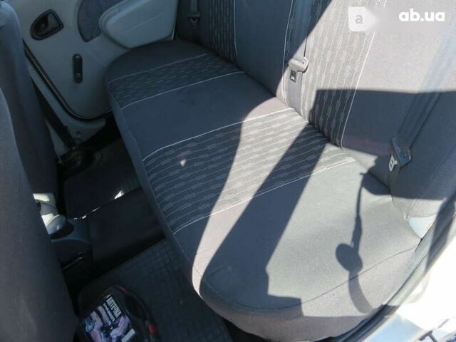 Дачия Логан, объемом двигателя 0 л и пробегом 193 тыс. км за 4550 $, фото 10 на Automoto.ua