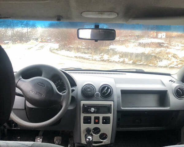 Дачія Logan, об'ємом двигуна 1.4 л та пробігом 350 тис. км за 1850 $, фото 5 на Automoto.ua