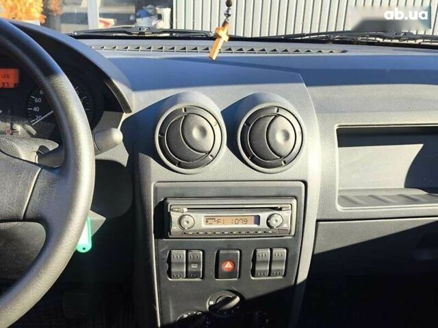 Дачия Логан, объемом двигателя 1.4 л и пробегом 27 тыс. км за 3999 $, фото 12 на Automoto.ua