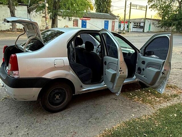 Дачія Logan, об'ємом двигуна 1.6 л та пробігом 190 тис. км за 1600 $, фото 5 на Automoto.ua