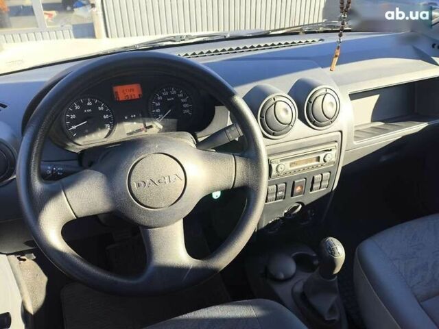 Дачия Логан, объемом двигателя 1.4 л и пробегом 27 тыс. км за 3999 $, фото 13 на Automoto.ua