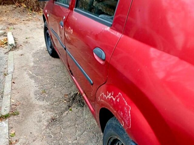 Дачия Логан, объемом двигателя 1.4 л и пробегом 360 тыс. км за 1400 $, фото 1 на Automoto.ua