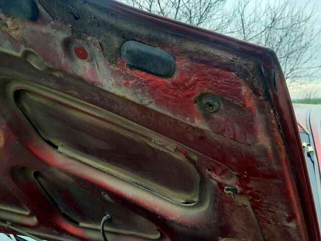 Дачия Логан, объемом двигателя 1.4 л и пробегом 360 тыс. км за 1400 $, фото 4 на Automoto.ua