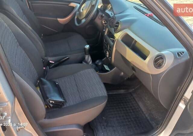 Дачія Logan, об'ємом двигуна 0 л та пробігом 193 тис. км за 3650 $, фото 5 на Automoto.ua