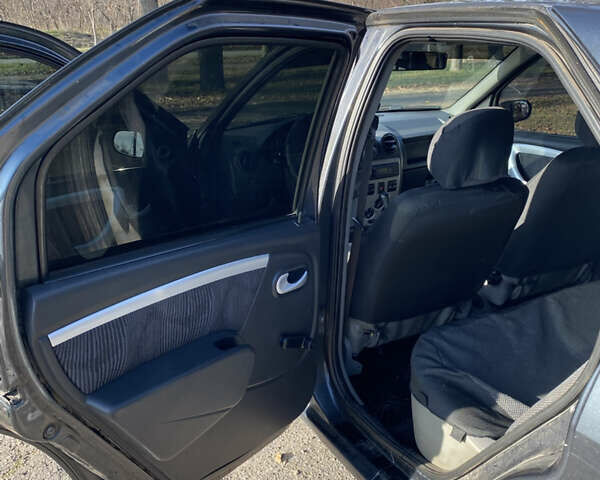 Дачия Логан, объемом двигателя 1.4 л и пробегом 222 тыс. км за 3400 $, фото 5 на Automoto.ua