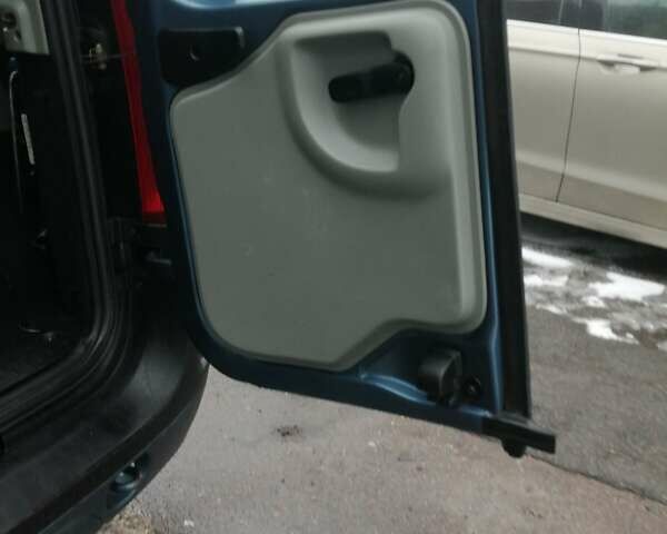 Дачия Логан, объемом двигателя 0 л и пробегом 195 тыс. км за 5750 $, фото 7 на Automoto.ua