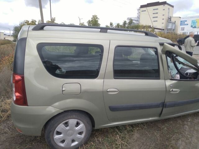 Дачия Логан, объемом двигателя 1.6 л и пробегом 50 тыс. км за 1000 $, фото 1 на Automoto.ua