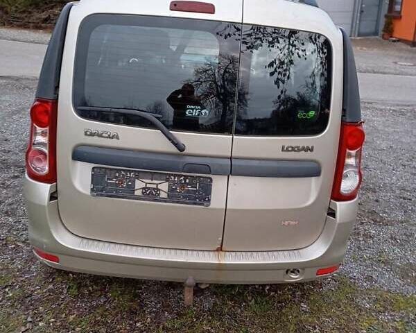 Дачія Logan, об'ємом двигуна 0 л та пробігом 181 тис. км за 929 $, фото 3 на Automoto.ua
