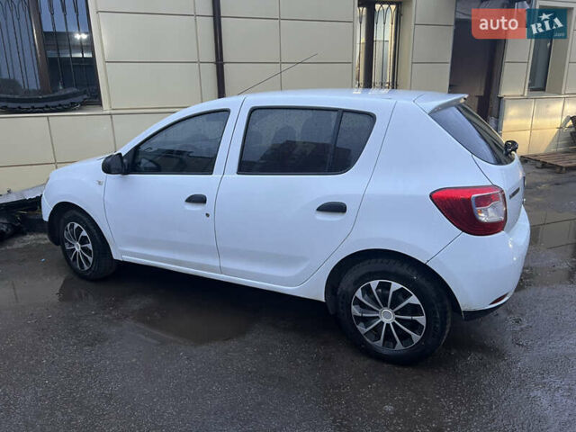 Дачия Логан, объемом двигателя 1.2 л и пробегом 150 тыс. км за 4700 $, фото 4 на Automoto.ua