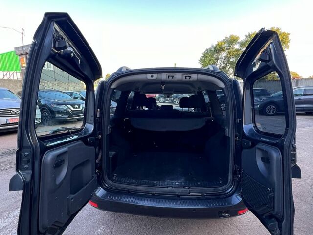 Дачія Logan, об'ємом двигуна 1.6 л та пробігом 187 тис. км за 5300 $, фото 8 на Automoto.ua