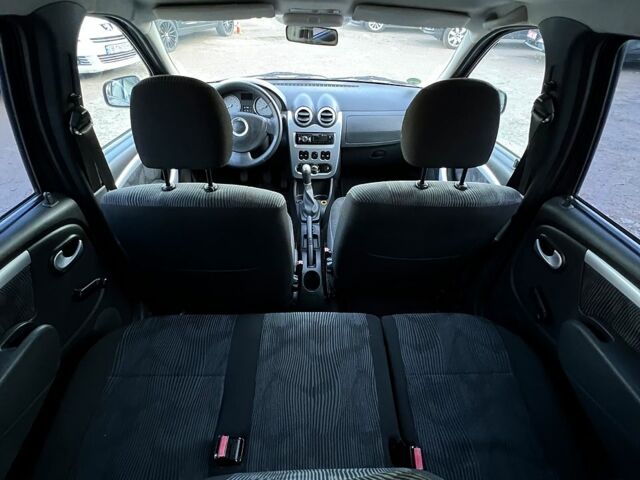 Дачія Logan, об'ємом двигуна 1.6 л та пробігом 187 тис. км за 5300 $, фото 3 на Automoto.ua