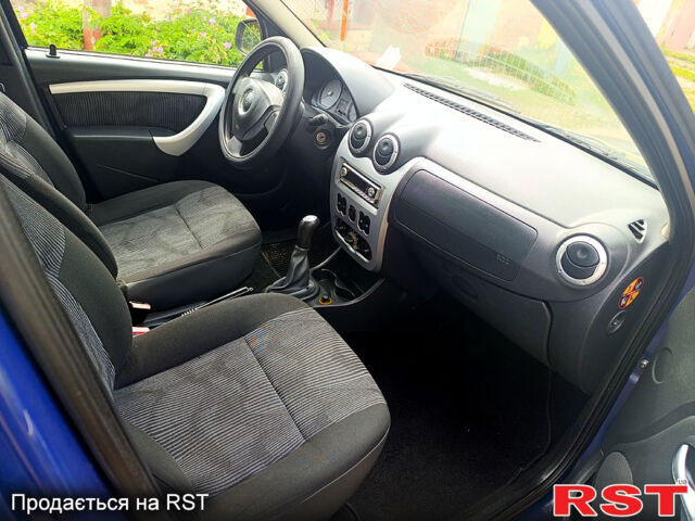 Дачія Logan, об'ємом двигуна 1.6 л та пробігом 184 тис. км за 5599 $, фото 8 на Automoto.ua