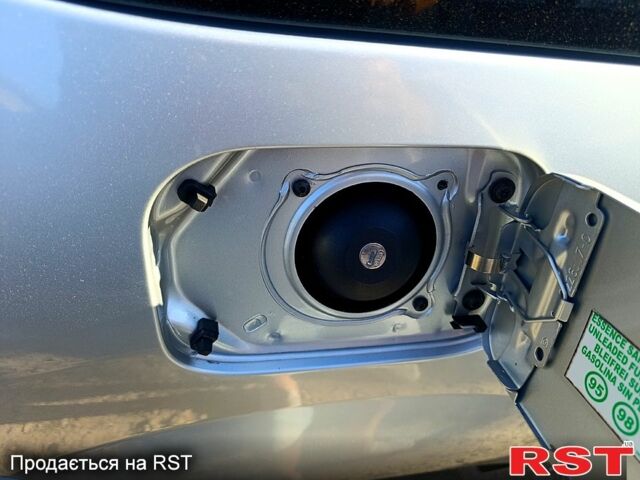 Дачия Логан, объемом двигателя 1.6 л и пробегом 167 тыс. км за 5850 $, фото 4 на Automoto.ua