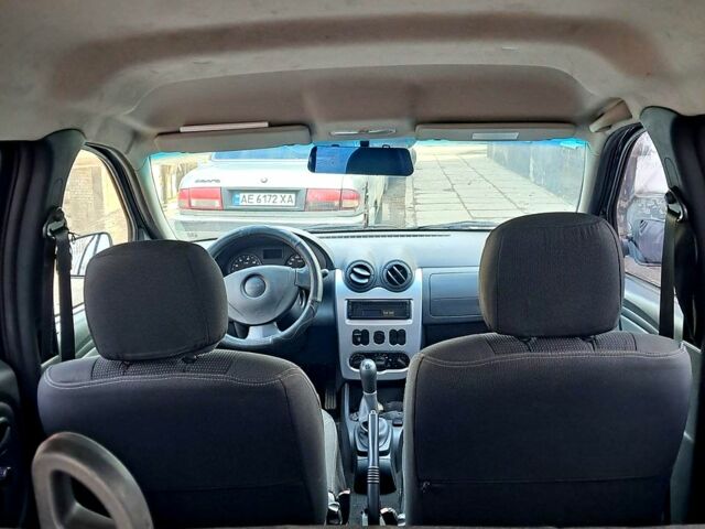 Дачия Логан, объемом двигателя 16 л и пробегом 117 тыс. км за 4500 $, фото 6 на Automoto.ua