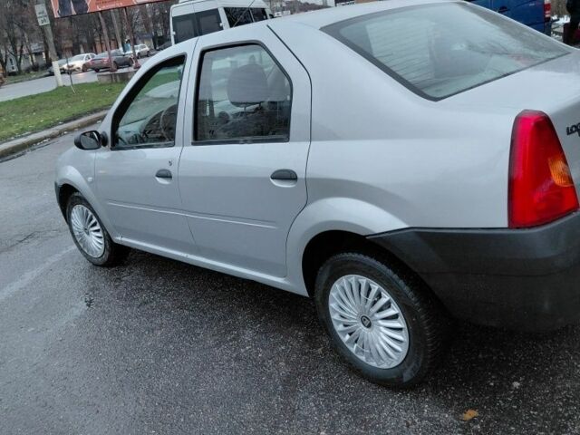 Серый Дачия Логан, объемом двигателя 1.4 л и пробегом 143 тыс. км за 3700 $, фото 4 на Automoto.ua