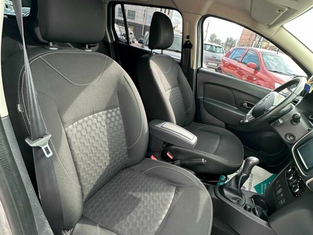 Сірий Дачія Logan, об'ємом двигуна 0.9 л та пробігом 157 тис. км за 5500 $, фото 7 на Automoto.ua