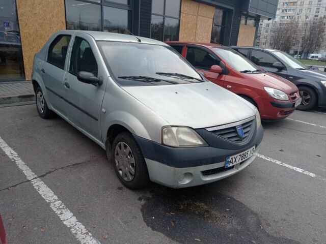 Серый Дачия Логан, объемом двигателя 0 л и пробегом 200 тыс. км за 1200 $, фото 3 на Automoto.ua