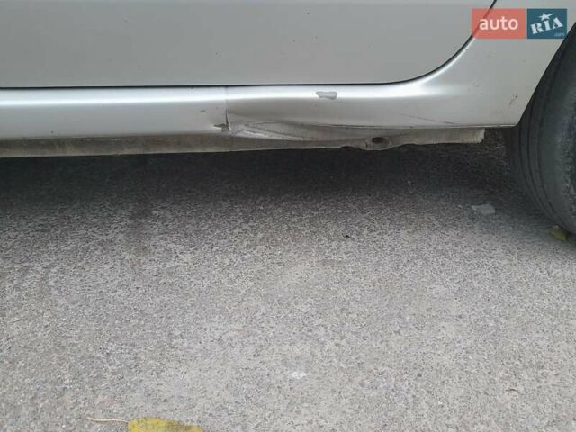 Дачия Логан 2005 в Бродах на Automoto.ua Серый Дачия Логан, объемом двигателя 0 л и пробегом 300 тыс. км за 1650 $, фото 1 на Automoto.ua