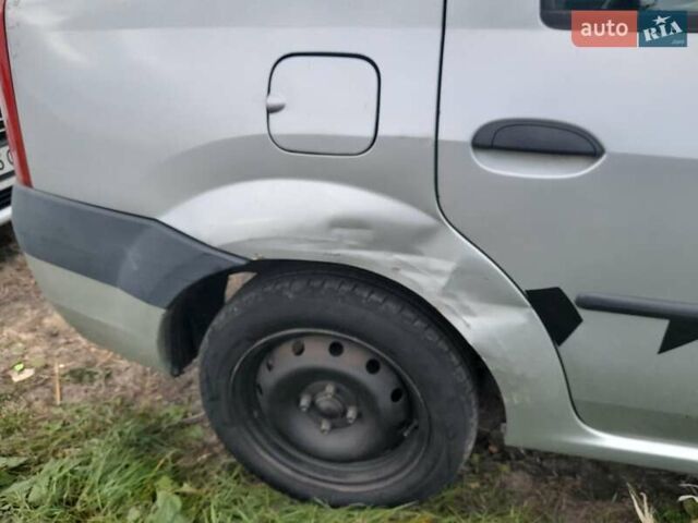 Дачия Логан 2005 в Бродах на Automoto.ua Серый Дачия Логан, объемом двигателя 0 л и пробегом 300 тыс. км за 1650 $, фото 9 на Automoto.ua