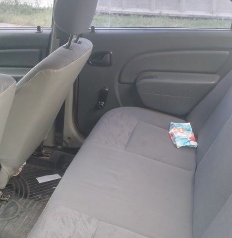 Сірий Дачія Logan, об'ємом двигуна 1.4 л та пробігом 244 тис. км за 1700 $, фото 7 на Automoto.ua