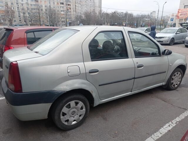 Серый Дачия Логан, объемом двигателя 0 л и пробегом 200 тыс. км за 1200 $, фото 2 на Automoto.ua