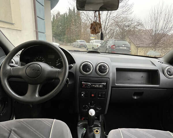 Серый Дачия Логан, объемом двигателя 1.4 л и пробегом 336 тыс. км за 2600 $, фото 18 на Automoto.ua