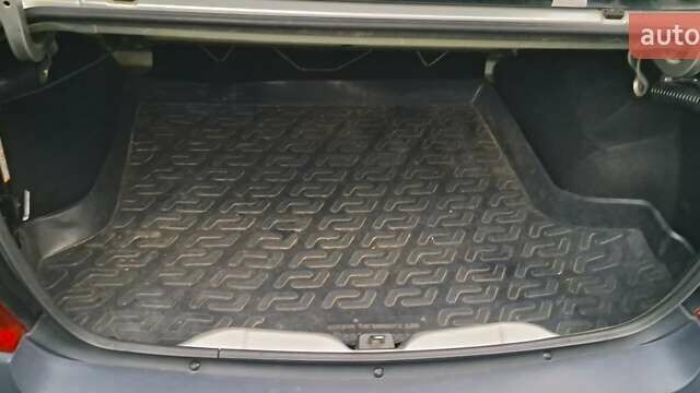 Серый Дачия Логан, объемом двигателя 1.4 л и пробегом 78 тыс. км за 4200 $, фото 18 на Automoto.ua