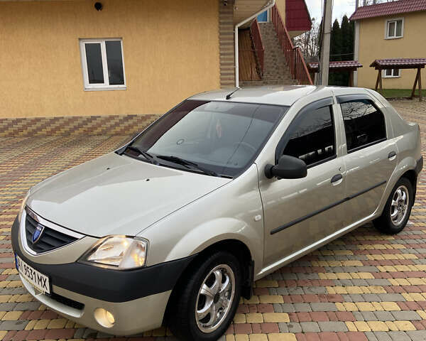 Серый Дачия Логан, объемом двигателя 1.6 л и пробегом 87 тыс. км за 4300 $, фото 2 на Automoto.ua