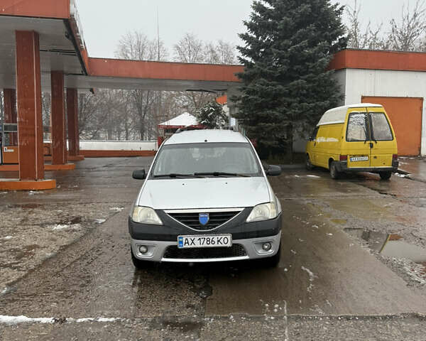 Серый Дачия Логан, объемом двигателя 1.6 л и пробегом 262 тыс. км за 4800 $, фото 6 на Automoto.ua