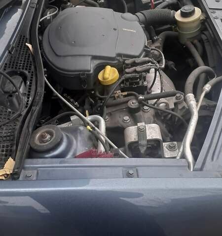 Сірий Дачія Logan, об'ємом двигуна 1.6 л та пробігом 148 тис. км за 5500 $, фото 7 на Automoto.ua