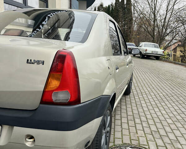 Серый Дачия Логан, объемом двигателя 1.4 л и пробегом 336 тыс. км за 2600 $, фото 12 на Automoto.ua