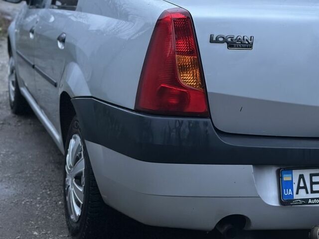 Серый Дачия Логан, объемом двигателя 1.4 л и пробегом 217 тыс. км за 3150 $, фото 2 на Automoto.ua