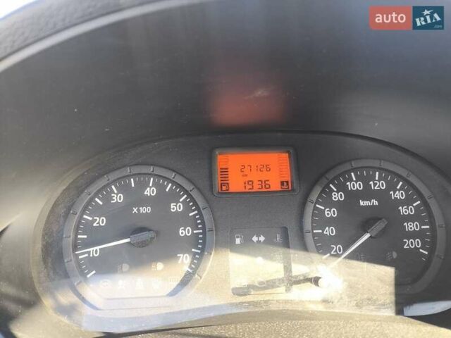 Дачія Logan 2006 у Києві на Automoto.ua Сірий Дачія Logan, об'ємом двигуна 1.4 л та пробігом 27 тис. км за 3999 $, фото 10 на Automoto.ua