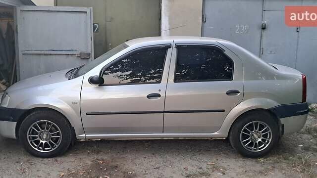 Серый Дачия Логан, объемом двигателя 1.4 л и пробегом 78 тыс. км за 4200 $, фото 1 на Automoto.ua