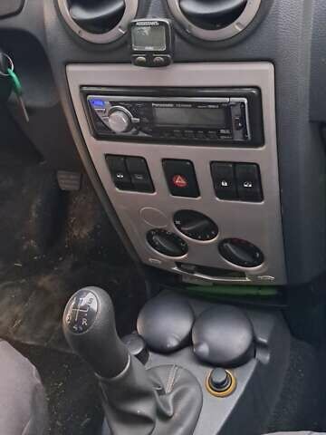 Серый Дачия Логан, объемом двигателя 1.4 л и пробегом 78 тыс. км за 4200 $, фото 15 на Automoto.ua