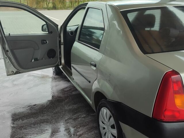 Сірий Дачія Logan, об'ємом двигуна 1.4 л та пробігом 320 тис. км за 3400 $, фото 4 на Automoto.ua