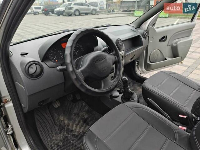 Серый Дачия Логан, объемом двигателя 1.4 л и пробегом 282 тыс. км за 1800 $, фото 6 на Automoto.ua