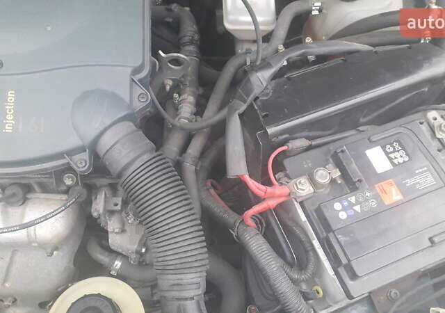 Сірий Дачія Logan, об'ємом двигуна 1.6 л та пробігом 148 тис. км за 5500 $, фото 9 на Automoto.ua