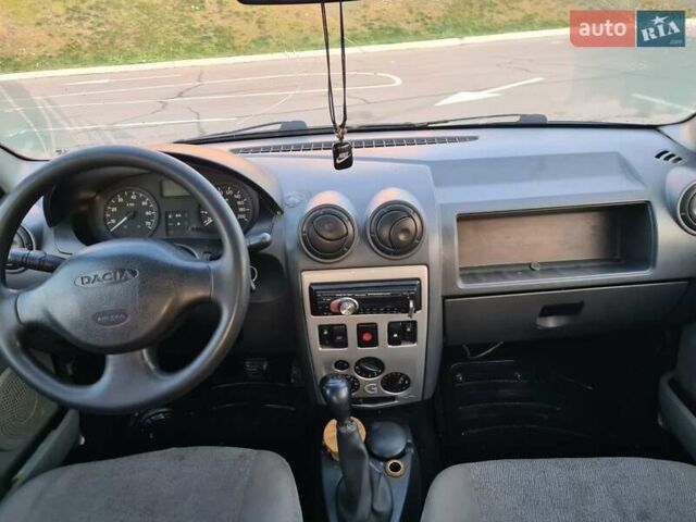 Серый Дачия Логан, объемом двигателя 1.39 л и пробегом 300 тыс. км за 1500 $, фото 12 на Automoto.ua