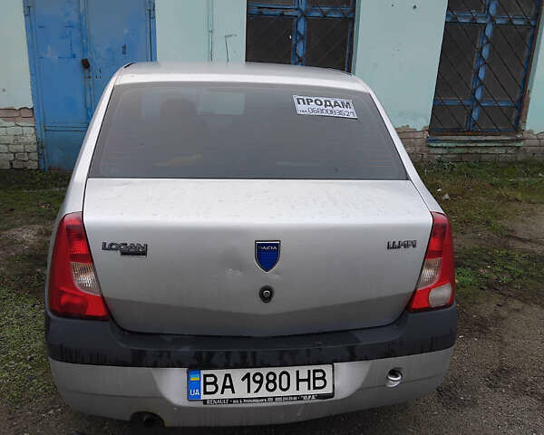 Серый Дачия Логан, объемом двигателя 1.39 л и пробегом 150 тыс. км за 3900 $, фото 3 на Automoto.ua